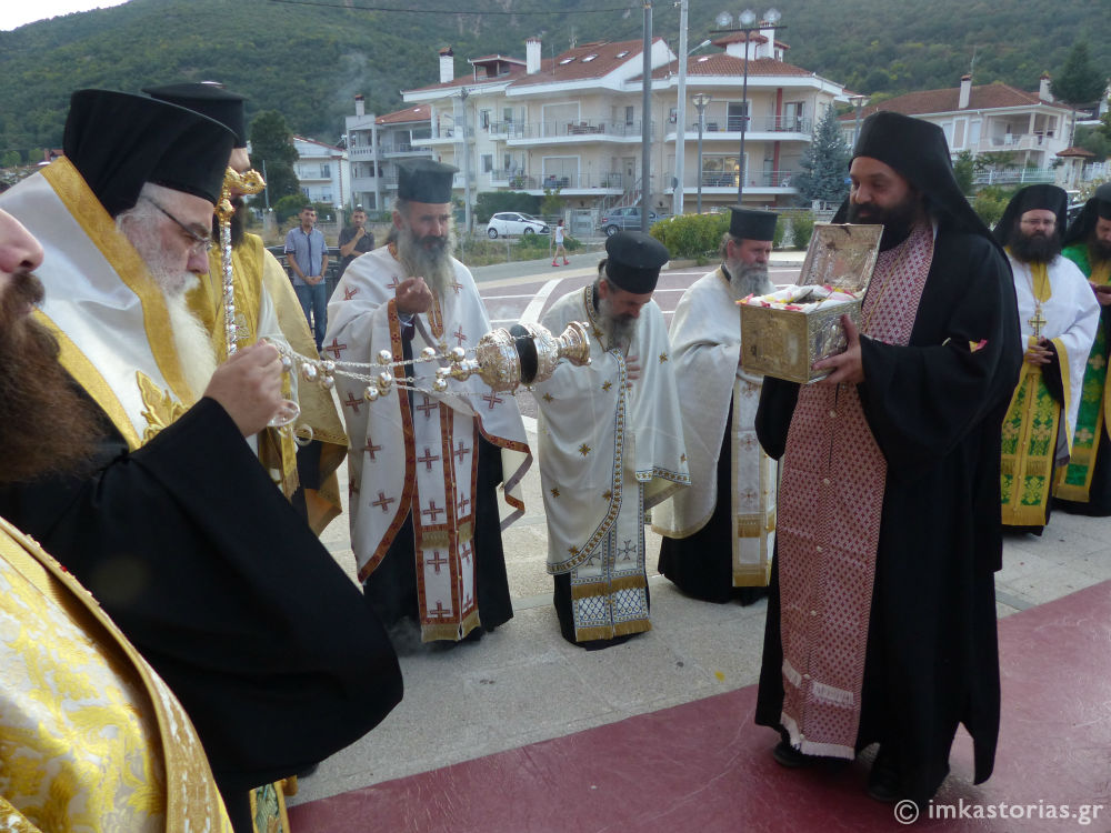 Η Τιμία Κάρα του Αγίου Νικάνορος στην Καστοριά (ΦΩΤΟ)